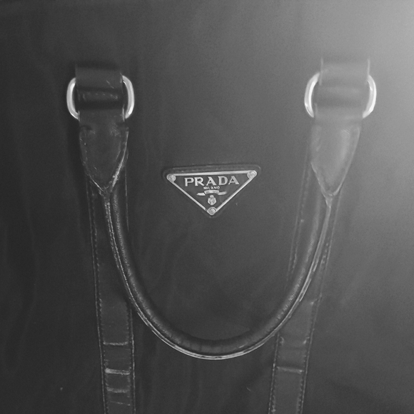 Vintage Prada duffle bag - Picture 2 of 5